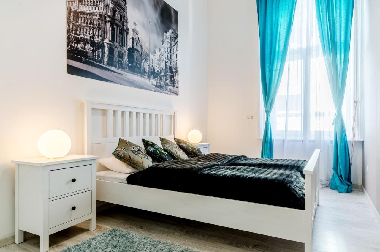 Luxury Paulay Street Apartment Budapest Exteriör bild